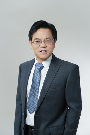 王新绍